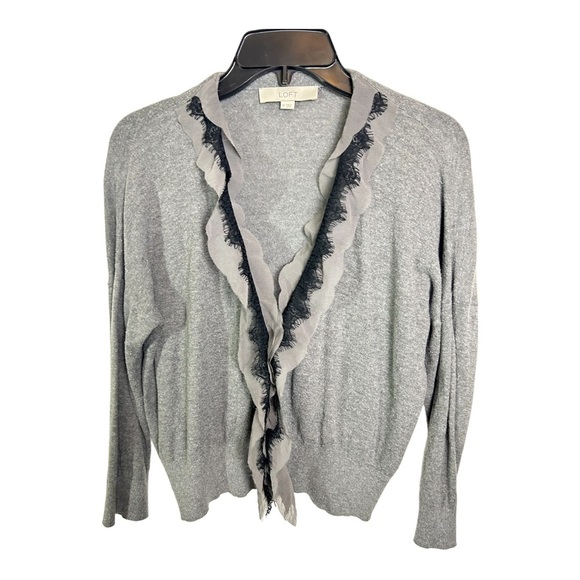 Ann Taylor LOFT Soft Cotton Gray  Cardigan Long Sleeve Size Medium B551 - Picture 4 of 5